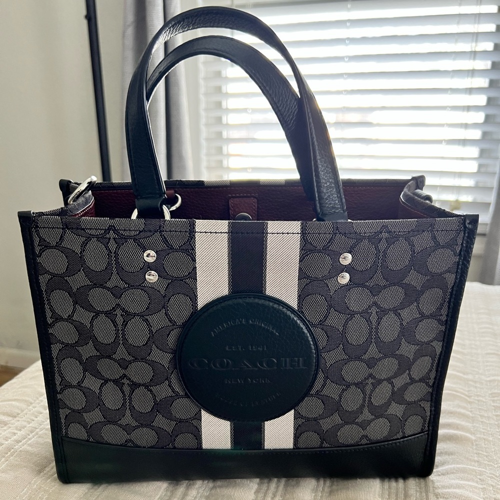 Coach Dempsey Carryall